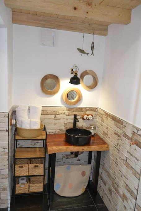 Marina Vila House Масну Екстериор снимка